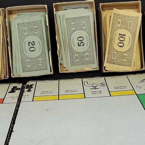 Vintage Parker Brothers 1936 Monopoly editions (1942-1946) wartime alternative - Picture 7 of 16